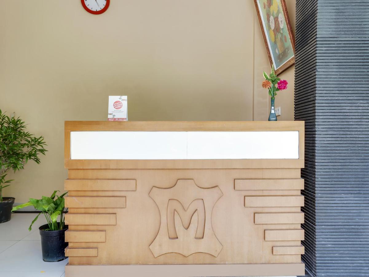 Oyo Flagship 90966 Moreno Homestay Legian Εξωτερικό φωτογραφία