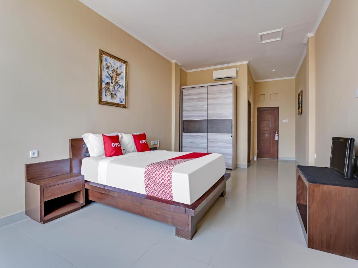 Oyo Flagship 90966 Moreno Homestay Legian Εξωτερικό φωτογραφία